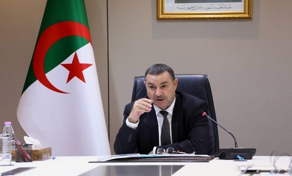 تجديد حظيرة الحافلات: سعيود يترأس اجتماعا لتنفيذ تعليمات رئيس الجمهورية