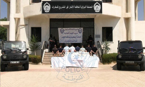 ضبط أزيد من قنطارين من الكيف المعالج قادمة من المغرب