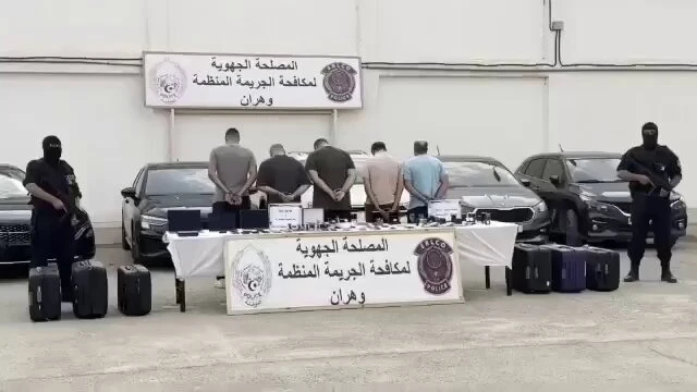 مكافحة تبييض الأموال: ضبط ما يقارب 124 مليار سنتيم وما يزيد عن مليون يورو  بوهران