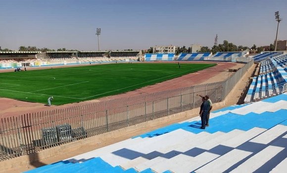 ورقلة : ملعب المركب الرياضي'' 18 فبراير'' بالرويسات يكتسي حلة جديدة استعدادا للمنافسات المقبلة