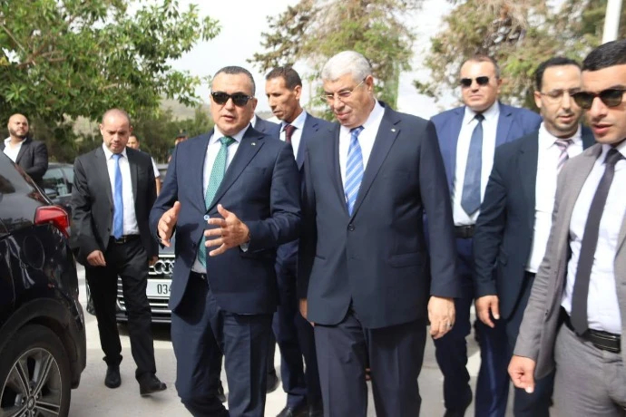 وزير البريد والمواصلات السلكية واللاسلكية يتفقد مركز الراحةوالعطل  التابع لموبيليس بالأندلسيات