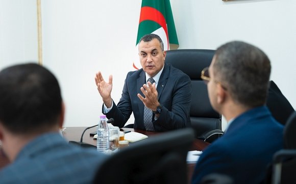 معرض التجارة البينية الإفريقية 2025: زروقي يقف على آخر الترتيبات لضمان خدمات اتصالات عالية الجودة