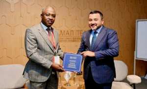 Sommet mondial de la jeunesse 2025: Hidaoui rencontre le président du Forum de la jeunesse de l'OCI