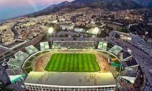 الرابطة الأولى موبيليس: تأهيل ملعب مصطفى تشاكر لاحتضان مباراة, اتحاد الجزائر/مولودية الجزائر