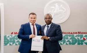 Sommet mondial de la jeunesse 2025 à Kazan: Hidaoui rencontre son homologue de la République du Tatarstan