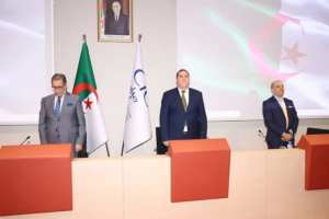 وزير الاتصال يشرف على فعاليات اللقاء الإعلامي حول أهمية معرض التجارة الإفريقية البينية