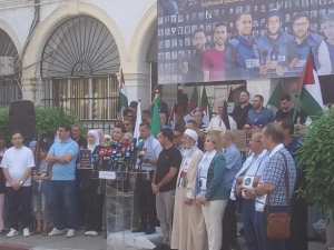 وقفة تضامنية بالجزائر العاصمة تنديدا باغتيال الاحتلال الصهيوني للصحفيين  الفلسطينيين بغزة