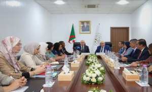 النظام الوطني للتنظيم الصيدلاني: اجتماع عمل تقني بين قطاعي الصناعة الصيدلانية والصحة