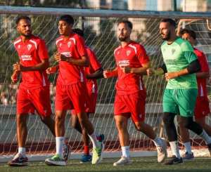 مولودية وهران: الإدارة تسابق الزمن لطي ملف الإستقدامات والتسريحات