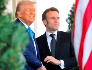 Macron appelle Washington  à revenir sur sa décision 