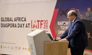 معرض التجارة البينية الافريقية: غريب يؤكد على أهمية مساهمة الجاليات الإفريقية في تنمية القارة