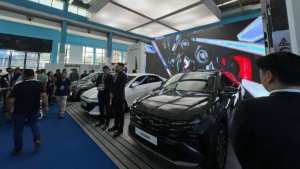 معرض التجارة البينية الإفريقية 2025 بالجزائر: افتتاح صالون السيارات الإفريقي بمشاركة أبرز الفاعلين في القطاع بالقارة