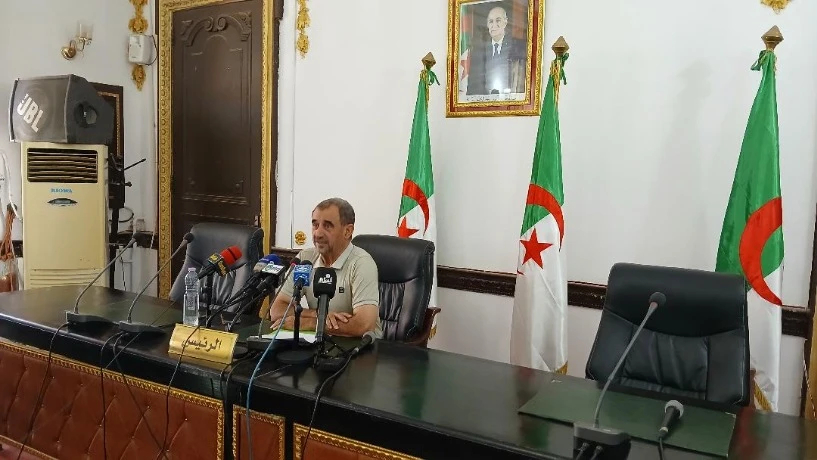 مغربي ميلود رئيس بلدية بلعباس في ندوة صحفية: 