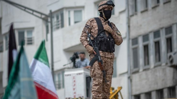 إيران.. اعتقال 8 أشخاص مرتبطين بالموساد في خراسان