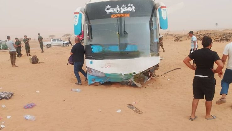 إصابة 3 أشخاص في حادث انحراف حافلة بتمنراست