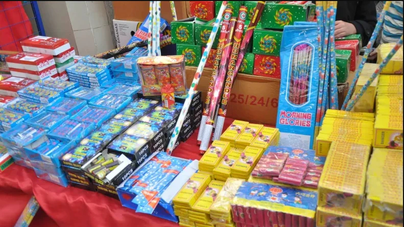 سوق الأوراس ....تحضيرات المولد النبوي الشريف بأبهى حلة