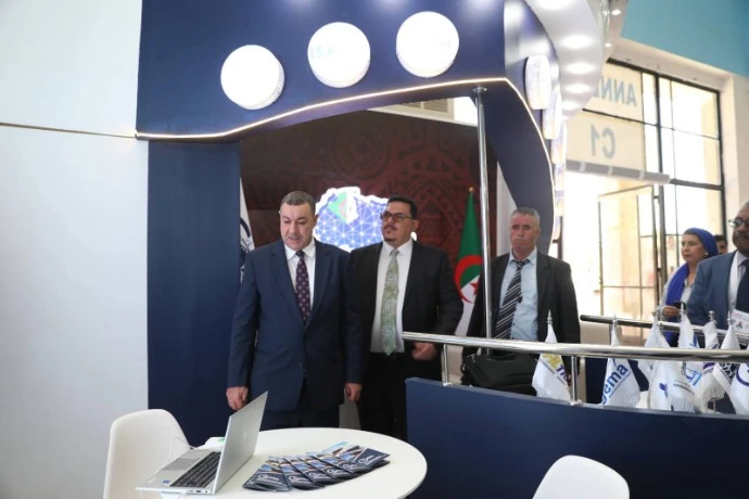 وزير النقل يتفقد أجنحة القطاع بمعرض التجارة البينية الإفريقية IATF2025