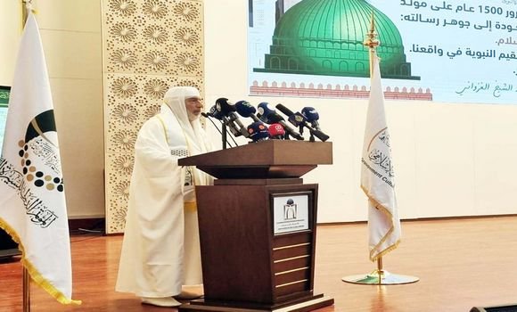 عميد جامع الجزائر يبرز بنواكشوط أهمية دور العلماء والمؤسسات الروحية في مواجهة الفكر المتعصب