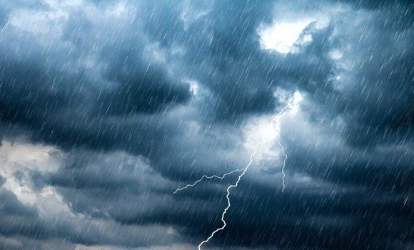 تساقط أمطار رعدية مصحوبة بالبرد بأربع ولايات جنوبية يومي الخميس والجمعة