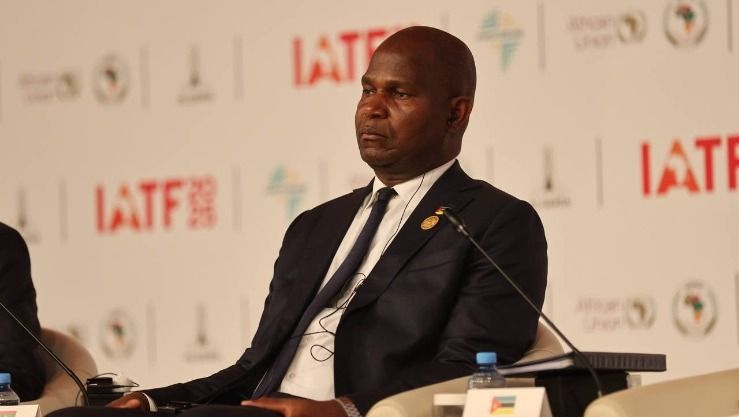 رئيس جمهورية الموزمبيق يشرع في زيارة عمل إلى الجزائر على هامش مشاركته في معرض التجارة البينية الإفريقية