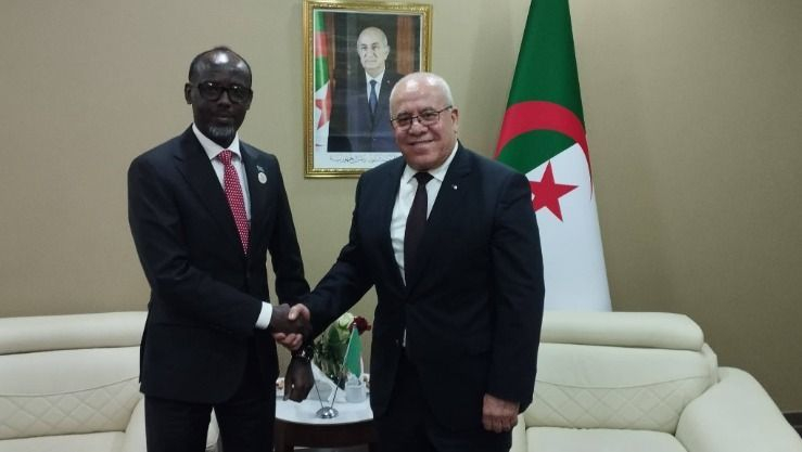 شرفة يبحث مع وزير التجارة الصومالي سبل تعزيز التعاون في مجالات الثروة الحيوانية و الصيد البحري