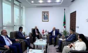 معرض التجارة البينية الإفريقية: لقاء جزائري-تونسي لبحث سبل تعزيز التعاون في مجال التجارة الداخلية