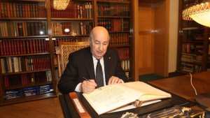 رئيس الجمهورية يخص باستقبال رسمي من طرف رئيسة جمهورية سلوفينيا بساحة الكونغرس بالعاصمة ليوبليانا