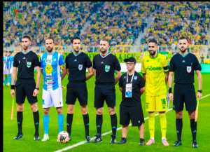 Football national Joueurs, supporters, VAR et lois