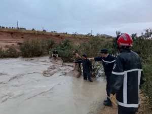 سعيدة: انقاذ شخص جرفته السيول بسيدي عمر