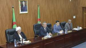 إعادة هيكلة مواد ومواقيت السنة الثالثة ابتدائي ابتداء من هذا الموسم