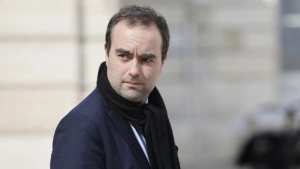 الرئيس ماكرون يعين سيباستيان ليكورنو رئيسا للوزراء