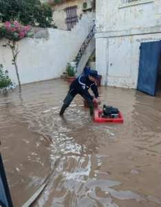 سيدي بلعباس: إنقطاع حركة المرور بالطريقين الوطنيين رقم 13 و 37....الأمطار الغزيرة ترفع منسوب مياه وادي مكرة