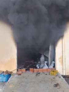 البليدة: إصابة 6 أشخاص في حريق مصنع القداحات ببلدية بوقرة