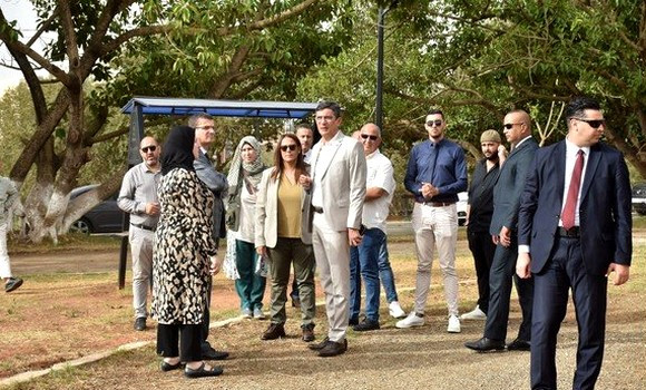 Wilaya d'Alger: Rabehi insiste sur la nécessité de réaliser les projets du Parc de Ben Aknoun dans les délais fixés