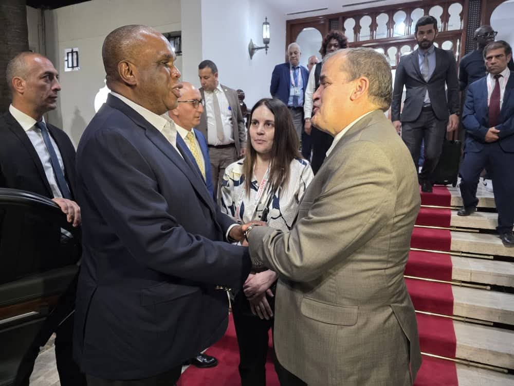 رزيق يستقبل وزراء أفارقة