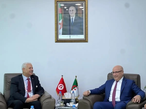 زيتوني يستقبل وزير التجارة وتنمية الصادرات التونسي