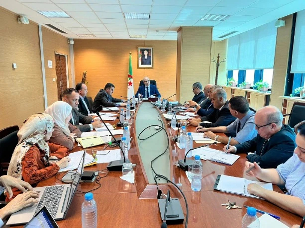 تحضيرات الدخول الاجتماعي محور اجتماع بوزارة التجارة