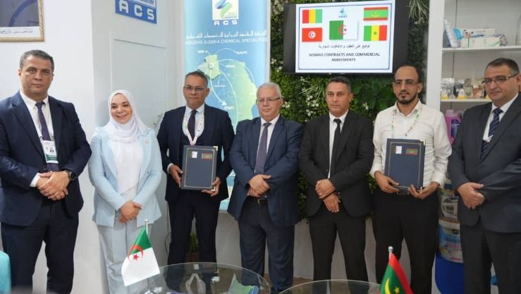 القابضة الجزائرية للتخصصات الكيميائية توقّع عقود مع شركاء أفارقة بقيمة 10 ملايين دولار