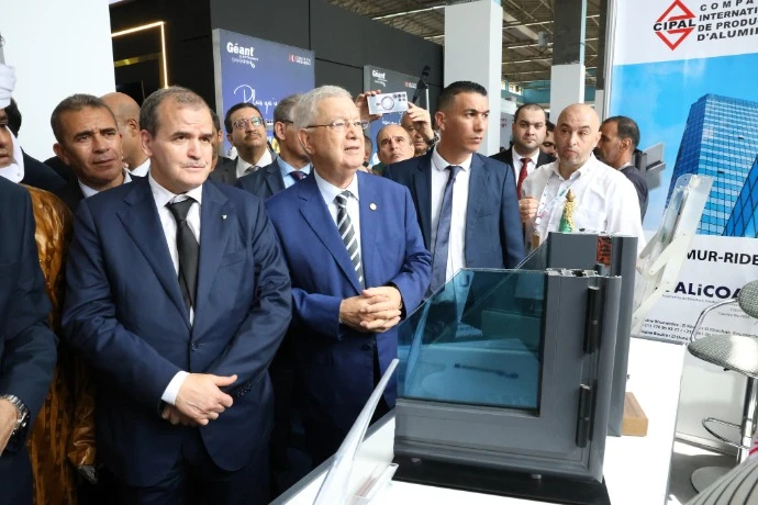 رئيس مجلس الأمة يزور معرض التجارة البينية الإفريقية