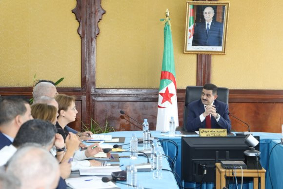 Rentrée sociale : réunion au ministère de l'Hydraulique sur le suivi des préparatifs