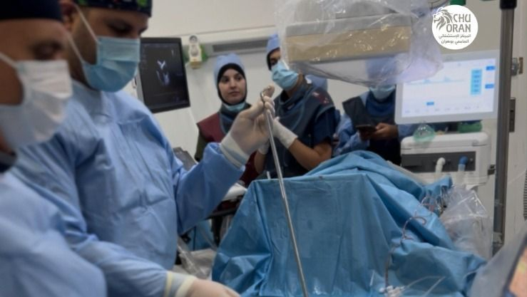 المركز الاستشفائي الجامعي بوهران يحقق إنجازاً طبياً غير مسبوق في جراحة الصمام الميترالي