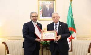 Nasri reçoit l'Ambassadeur de la République Islamique d'Iran en Algérie
