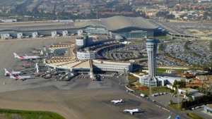 مطار الجزائر يتجه نحو عصرنة خدماته بإدماج تقنيات الذكاء الاصطناعي