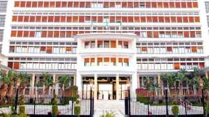 انضمام عشرة وزراء جدد .. تشكيلة حكومة سيفي غريب