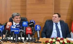 زهير بوعمامة يستلم مهامه على رأس وزارة الاتصال