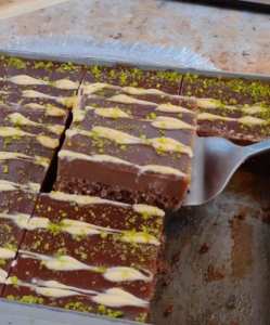 Dessert au flan au chocolat en trois couches 🍫