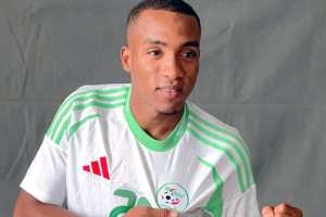 Chlef (Football) - ASO Chlef: Acheraf Abada reçu avec les honneurs