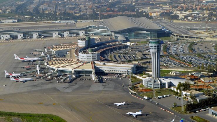 مطار الجزائر يتجه نحو عصرنة خدماته بإدماج تقنيات الذكاء الاصطناعي