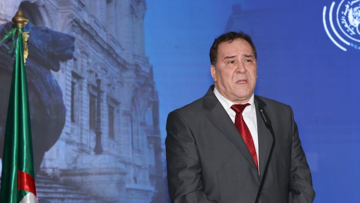 مزيان يبرز من قسنطينة أهمية التكوين في دعم المنظومة الإعلامية في الجزائر