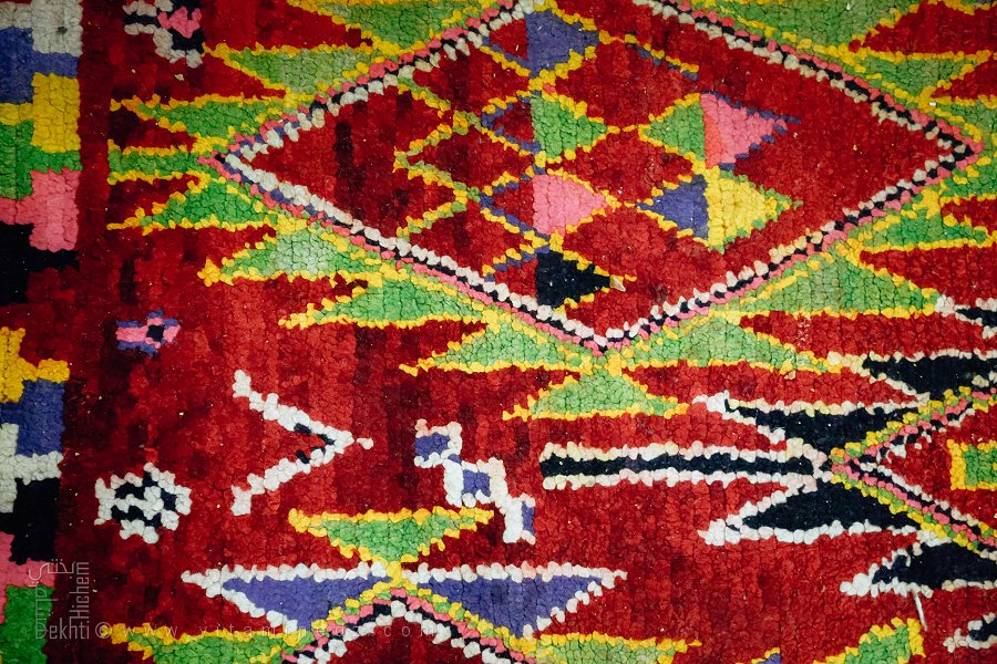 زرابي الجنوب الجزائري: ذاكرة الصحراء ولون الضوء